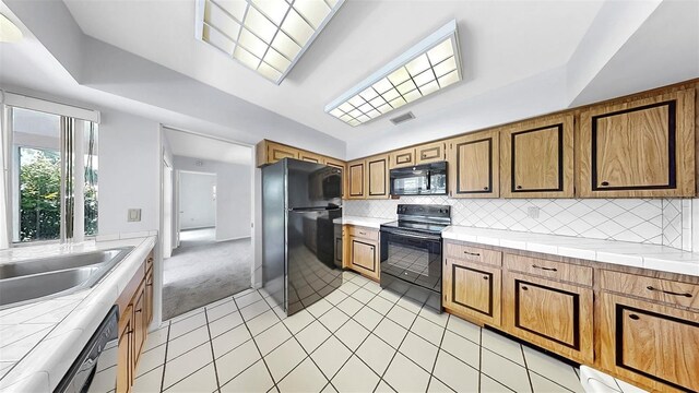 8671 11th St N, Saint Petersburg, FL 33702 - photo 14