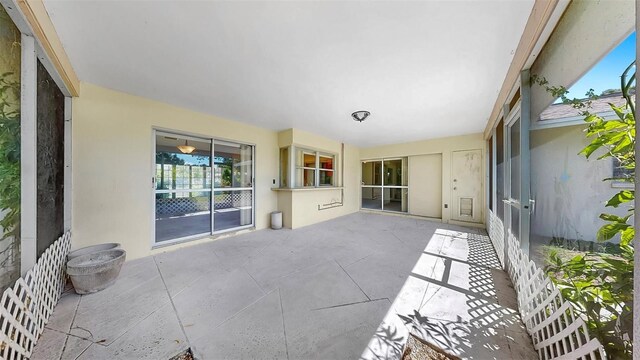 8671 11th St N, Saint Petersburg, FL 33702 - photo 33