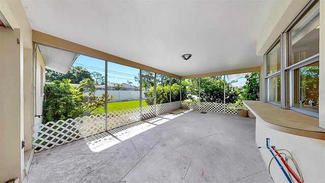 8671 11th St N, Saint Petersburg, FL 33702 - photo 34