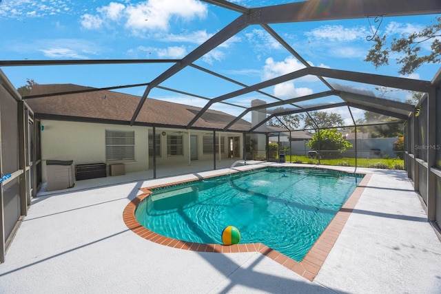 12405 Pathway Ct, Riverview, FL 33569 - view of swimming pool featuring a patio and a lanai