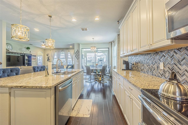 19501 Whispering Brook Dr, Tampa, FL 33647 - photo 10