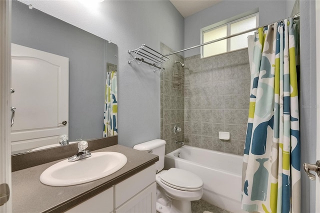 5804 Terncrest Dr, Lithia, FL 33547 - bathroom with shower / bath combination with curtain and vanity