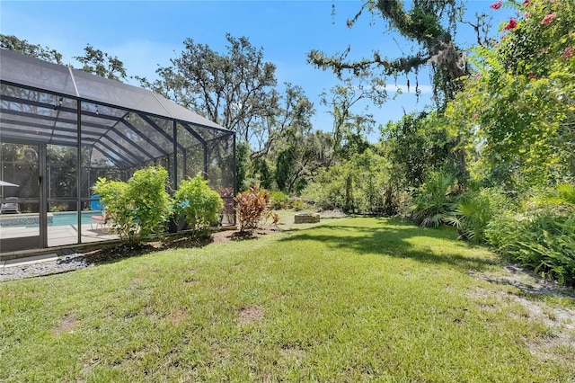 5804 Terncrest Dr, Lithia, FL 33547 - view of green lawn with an outdoor pool