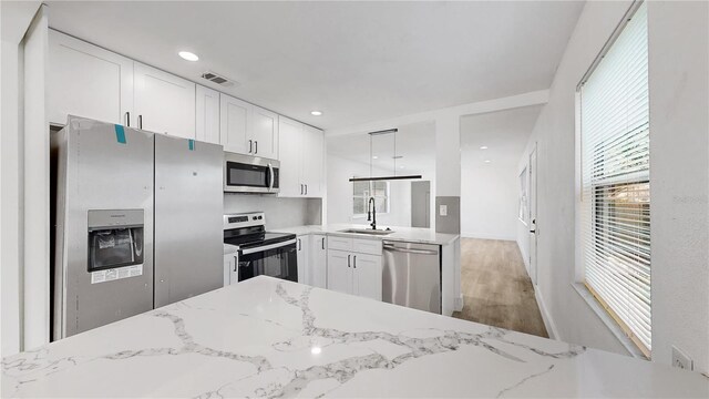 1924 48th St S, Saint Petersburg, FL 33711 - photo 4