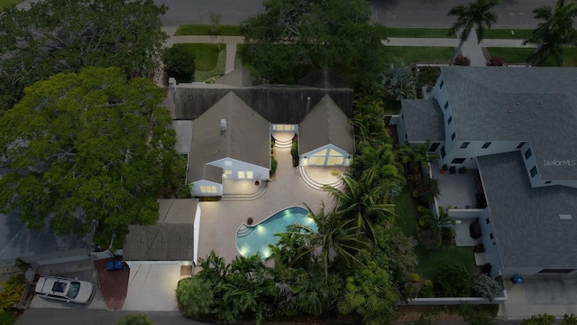 555 21st Ave NE, Saint Petersburg, FL 33704 - view from above of property featuring a pool