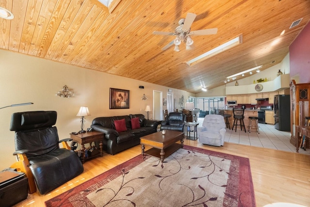 512 Crystal Grove Blvd, Lutz, FL 33548 - photo 17