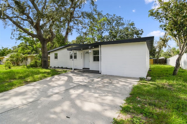 4220 E Regnas Ave, Tampa, FL 33617 - photo 2