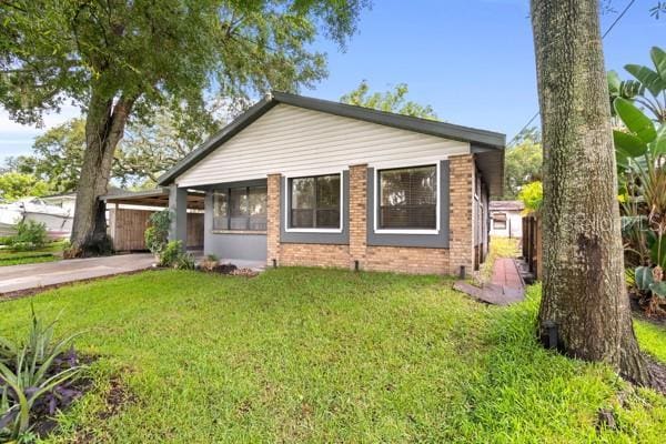 5608 N River Shore Dr, Tampa, FL 33603 - photo 1