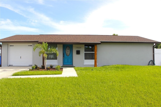 7909 Woodgrove Cir, Tampa, FL 33615 - photo 2
