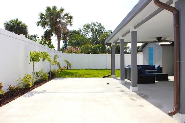 7909 Woodgrove Cir, Tampa, FL 33615 - photo 37