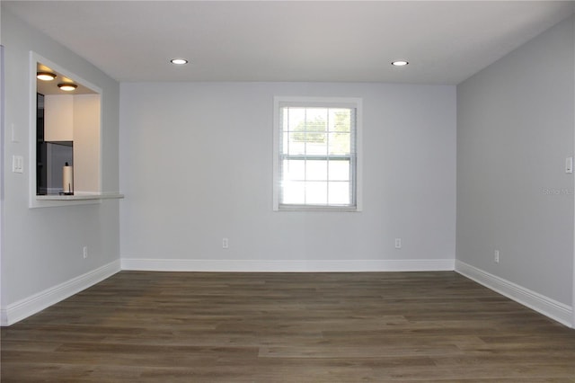 7909 Woodgrove Cir, Tampa, FL 33615 - photo 18