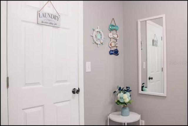 1004 Osage St, Clearwater, FL 33755 - view of hallway