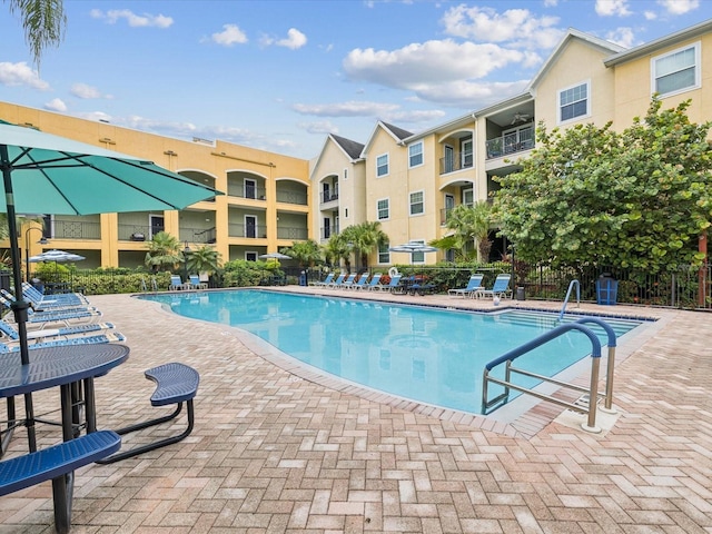 2010 E Palm Ave Unit 14303, Tampa, FL 33605 - community pool with a patio area