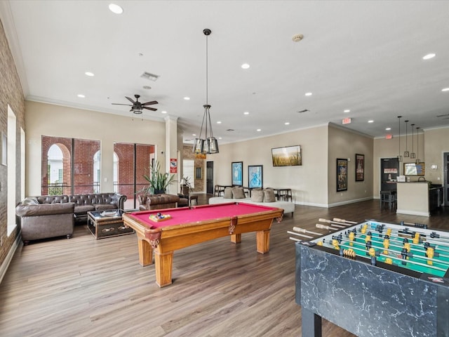 2010 E Palm Ave Unit 14303, Tampa, FL 33605 - playroom with recessed lighting, crown molding, wood finished floors, pool table, and a ceiling fan
