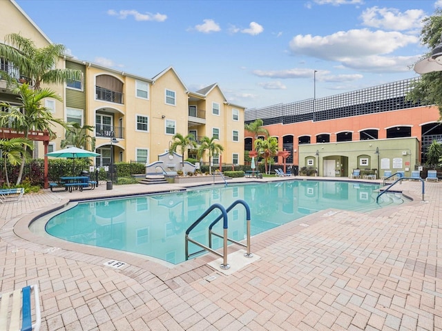 2010 E Palm Ave Unit 14303, Tampa, FL 33605 - community pool with a patio