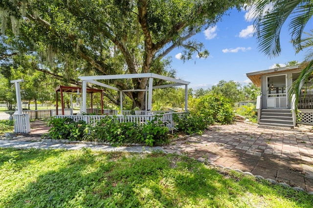 2221 W Lake Dr, Wimauma, FL 33598 - view of yard with a deck