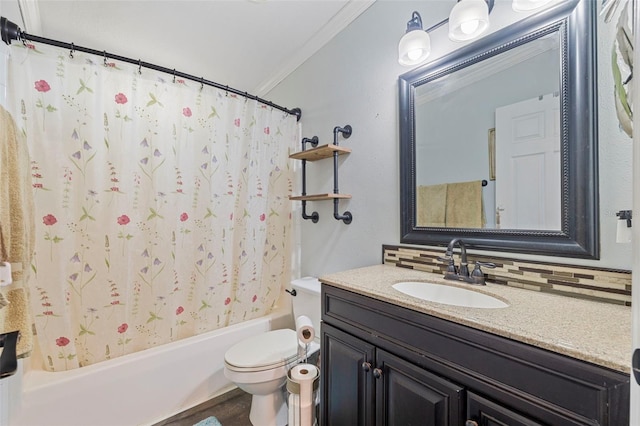 2221 W Lake Dr, Wimauma, FL 33598 - full bath featuring shower / bathtub combination with curtain, vanity, crown molding, and decorative backsplash