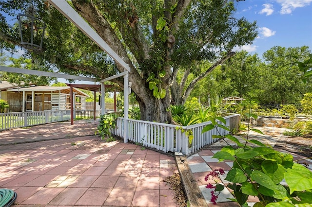 2221 W Lake Dr, Wimauma, FL 33598 - view of patio / terrace