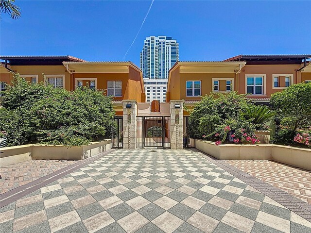 100 4th Ave S Unit 312, Saint Petersburg, FL 33701 - photo 41