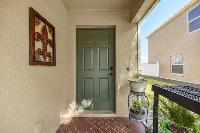 7819 Carriage Pointe Dr, Gibsonton, FL 33534 - property entrance with stucco siding