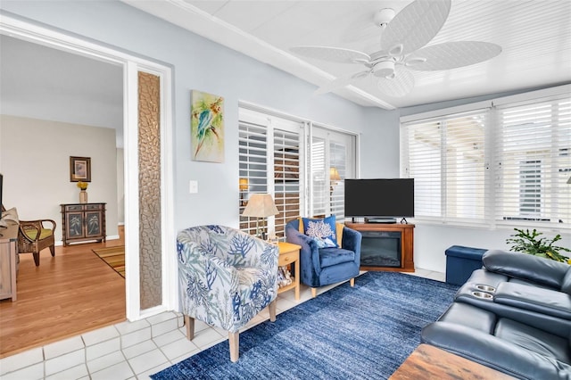 2814 Highlands Blvd Unit B, Palm Harbor, FL 34684 - tiled living room featuring ceiling fan