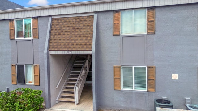 3805 Cortez Cir Unit B, Tampa, FL 33614 - view of building exterior with stairs