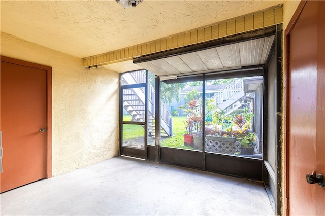 3805 Cortez Cir Unit B, Tampa, FL 33614 - view of unfurnished sunroom