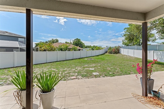 1291 Blackrush Dr, Tarpon Springs, FL 34689 - fenced backyard featuring a patio