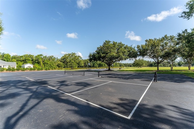 5927 Flatwoods Manor Cir, Lithia, FL 33547 - photo 53