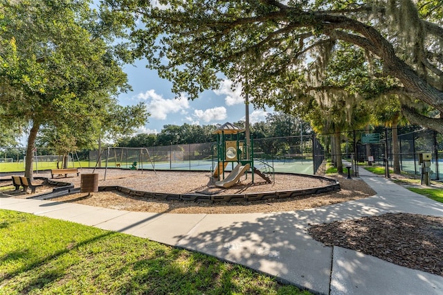 5927 Flatwoods Manor Cir, Lithia, FL 33547 - photo 54