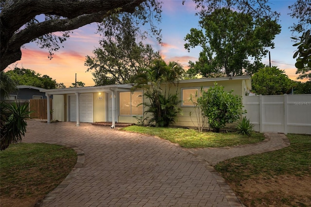 914 Sandpiper Way S, Saint Petersburg, FL 33707 - photo 1