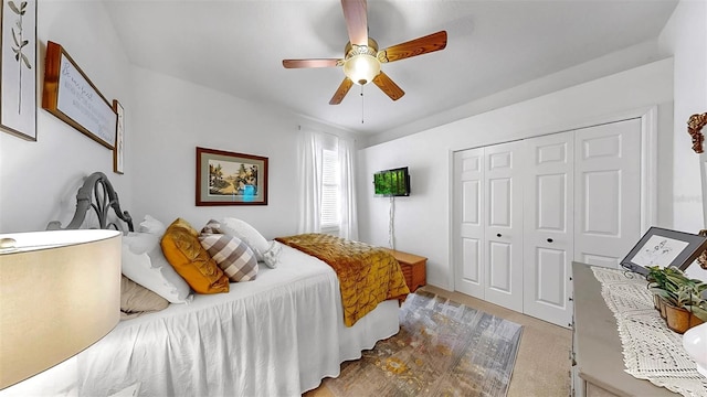 3506 Cordgrass Dr, Valrico, FL 33596 - carpeted bedroom with a closet and a ceiling fan