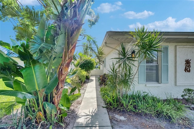 1903 Canterbury Ln Unit B24, Sun City Center, FL 33573 - photo 2