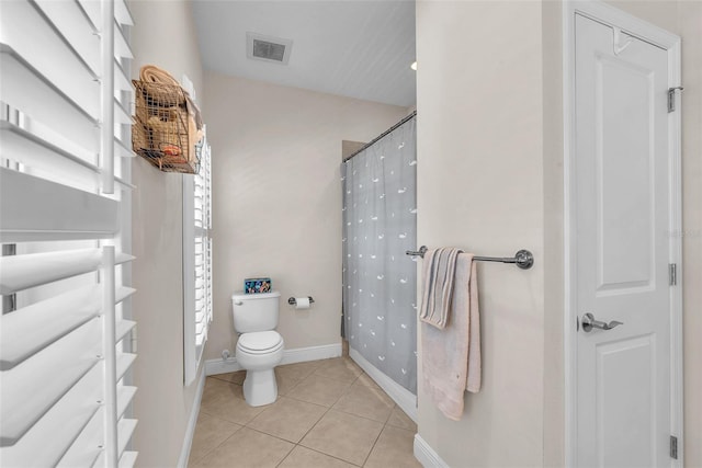 6207 Bleeker St, Riverview, FL 33578 - bathroom with tile patterned flooring and curtained shower