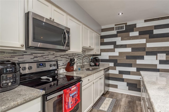 1144 Woodbrook Dr, Largo, FL 33770 - photo 15