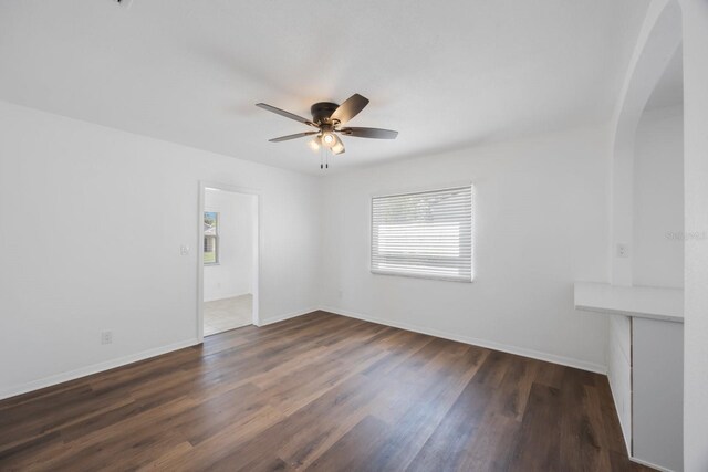 3544 6th Ave S, Saint Petersburg, FL 33711 - photo 4