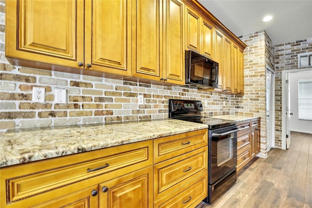 22431 Panther Run Ct, Land O Lakes, FL 34639 - photo 15