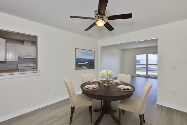 1210 Eastloch Ct, Sun City Center, FL 33573 - photo 3