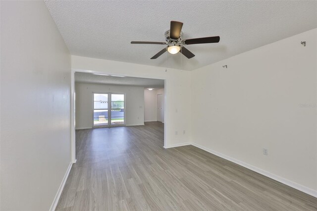 1210 Eastloch Ct, Sun City Center, FL 33573 - photo 19