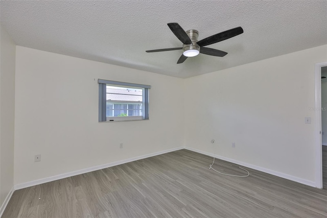 1210 Eastloch Ct, Sun City Center, FL 33573 - photo 23