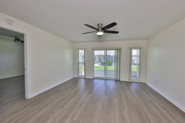 1210 Eastloch Ct, Sun City Center, FL 33573 - photo 26