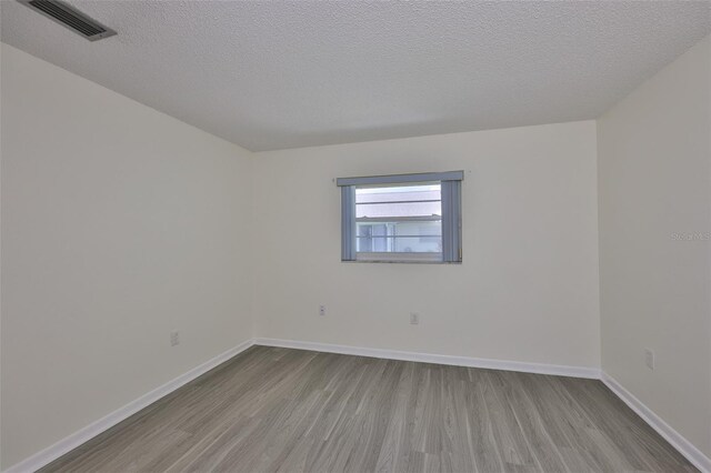 1210 Eastloch Ct, Sun City Center, FL 33573 - photo 33