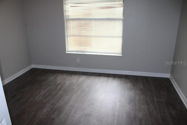 38668 Ferm Cir, Zephyrhills, FL 33540 - photo 24