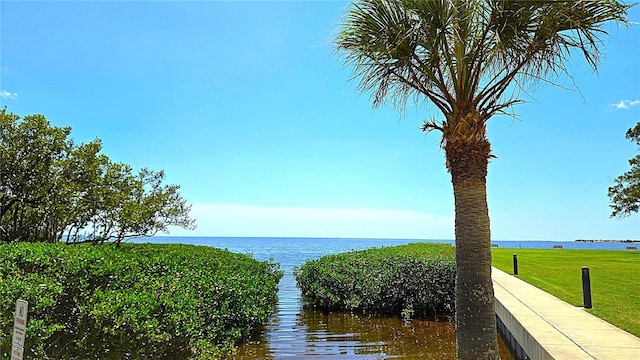 13 Windrush Bay Dr, Tarpon Springs, FL 34689 - water view