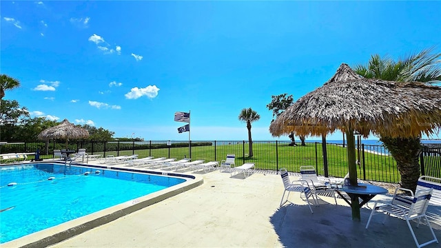 13 Windrush Bay Dr, Tarpon Springs, FL 34689 - community pool with a patio