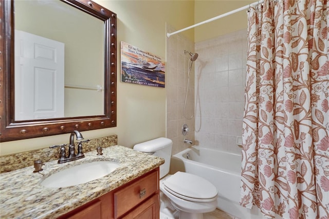 8704 Winsome Way, Land O Lakes, FL 34637 - bathroom with shower / bathtub combination with curtain and vanity