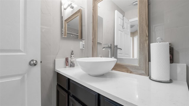 7120 Forest Mere Dr, Riverview, FL 33578 - bathroom featuring vanity