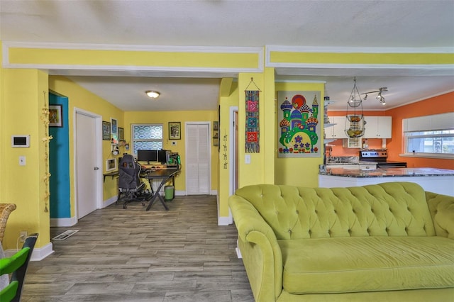 5840 39th St N, Saint Petersburg, FL 33714 - photo 11