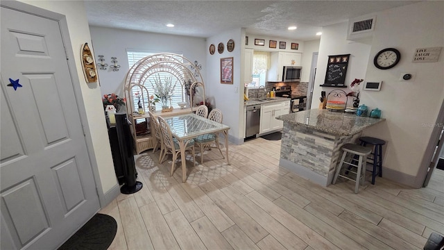 8630 Mallard Reserve Dr Unit 105, Tampa, FL 33614 - photo 3