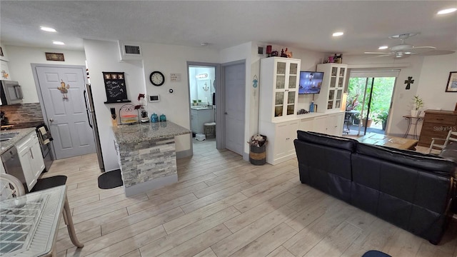 8630 Mallard Reserve Dr Unit 105, Tampa, FL 33614 - photo 13